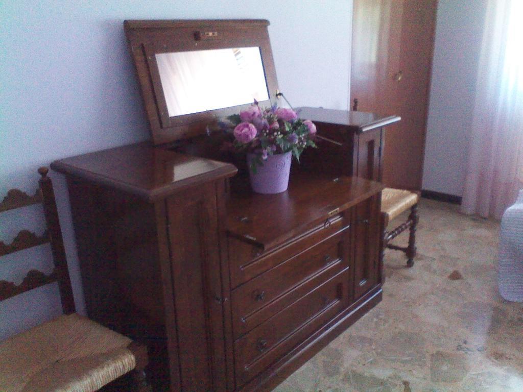 Casa Giordano Bed and Breakfast Mombello Monferrato Habitación foto
