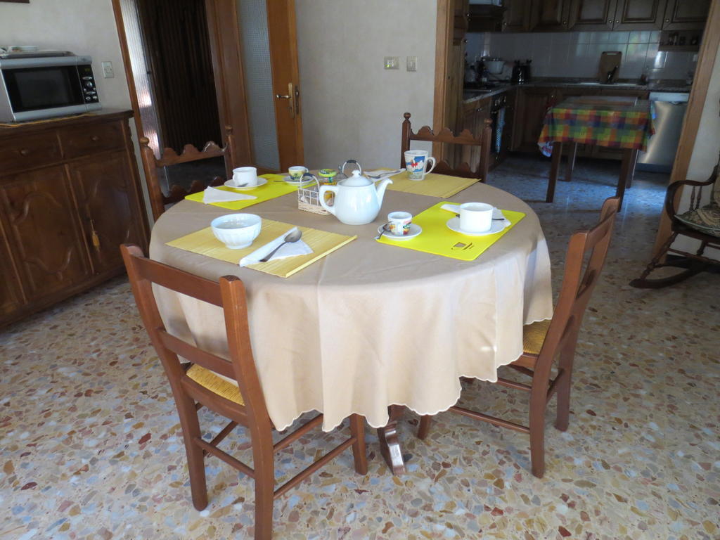 Casa Giordano Bed and Breakfast Mombello Monferrato Exterior foto